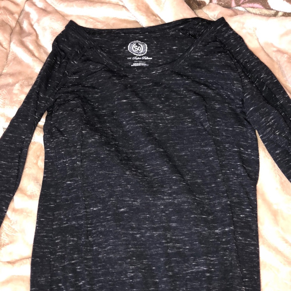 black,white,grey long sleeve